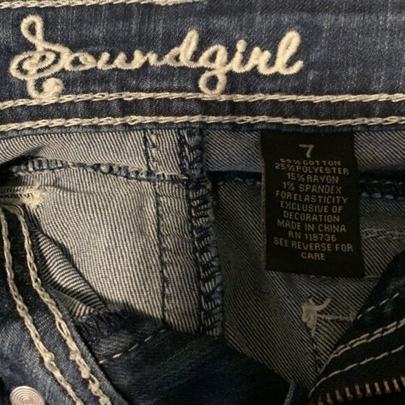 Poundgirl Rhinestone studded appliqué jeans-size 7 - Picture 6 of 7